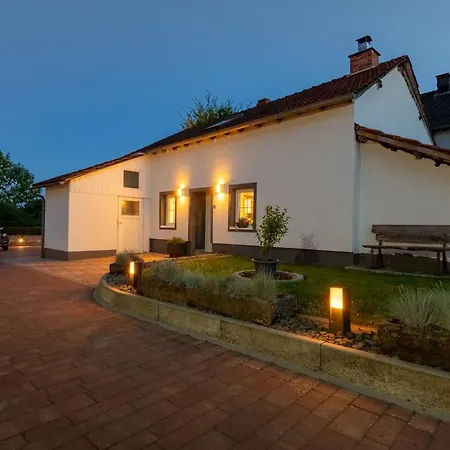 Kleines Backhaus In Der Eifel Feuerscheid