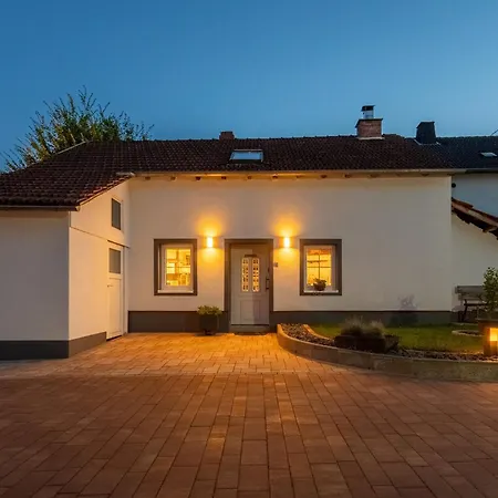 Kleines Backhaus In Der Eifel *